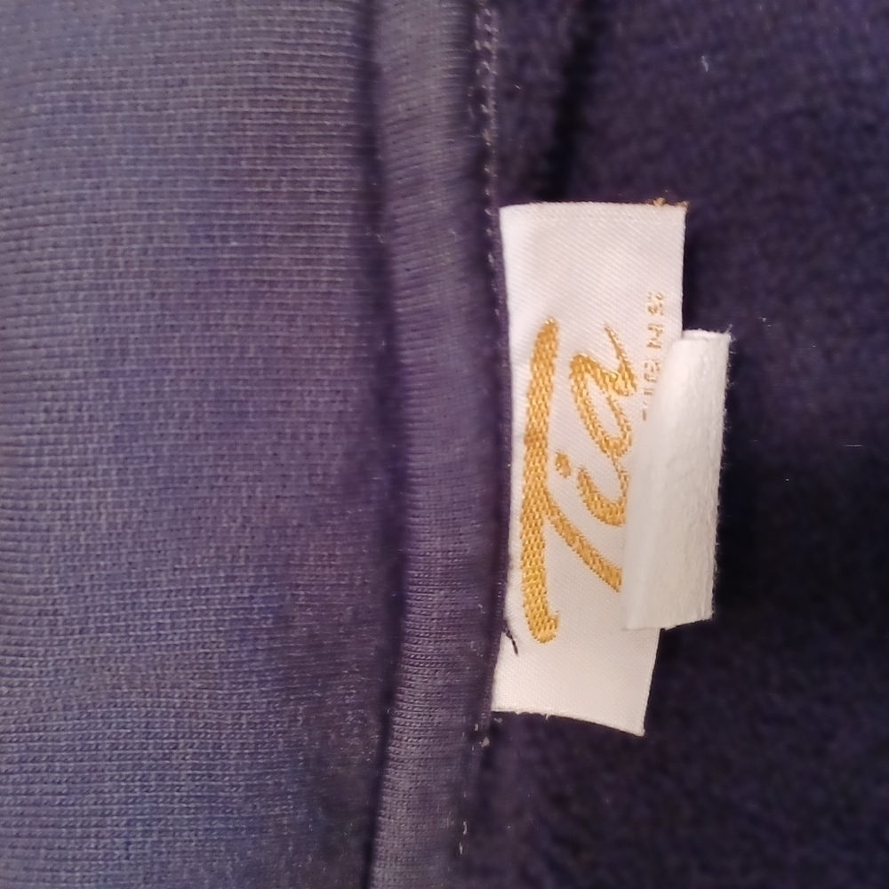 TIA Jacket - Picture 5 of 6